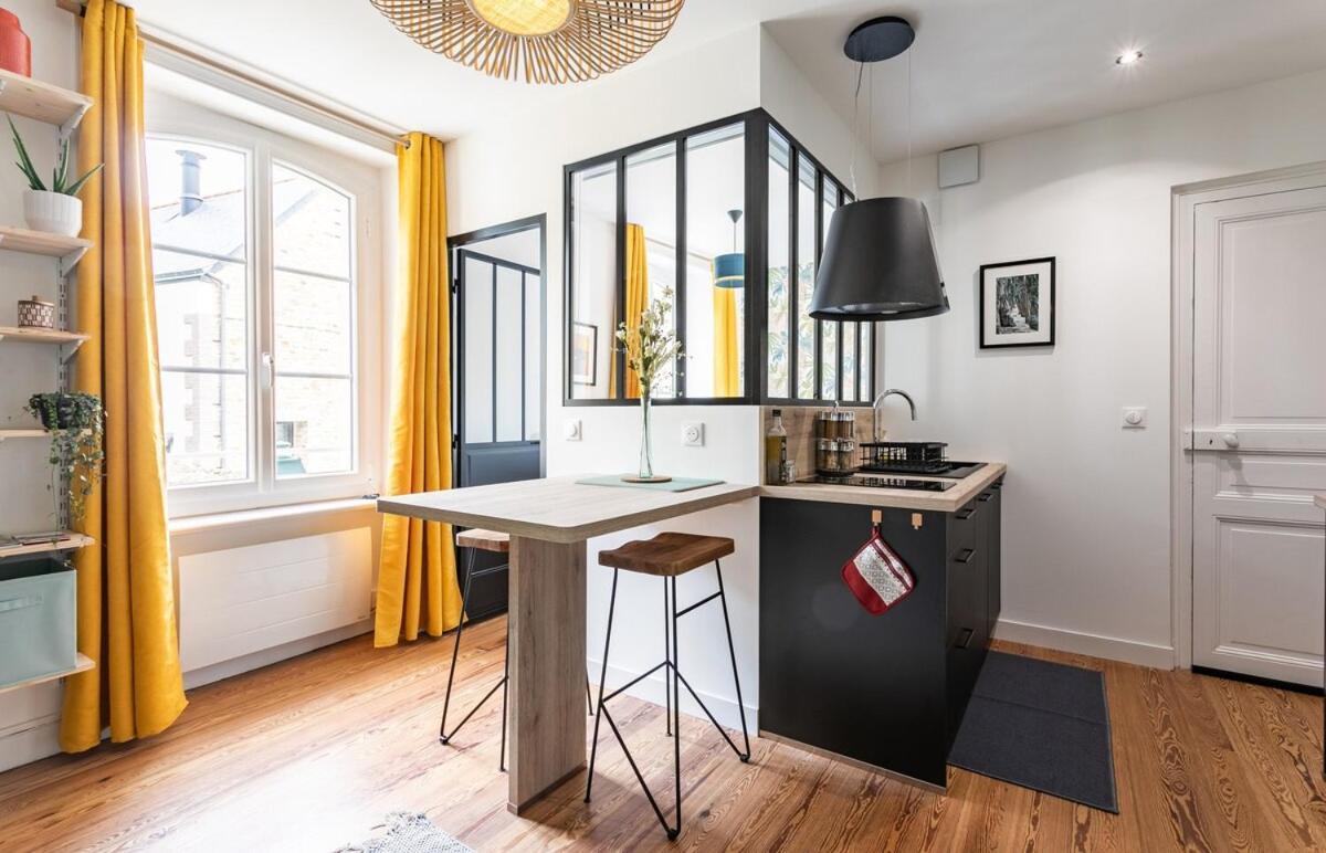 Apartament Lucelyne - Beau T2 Renove - Centre - Plage 400M Dinard Zewnętrze zdjęcie